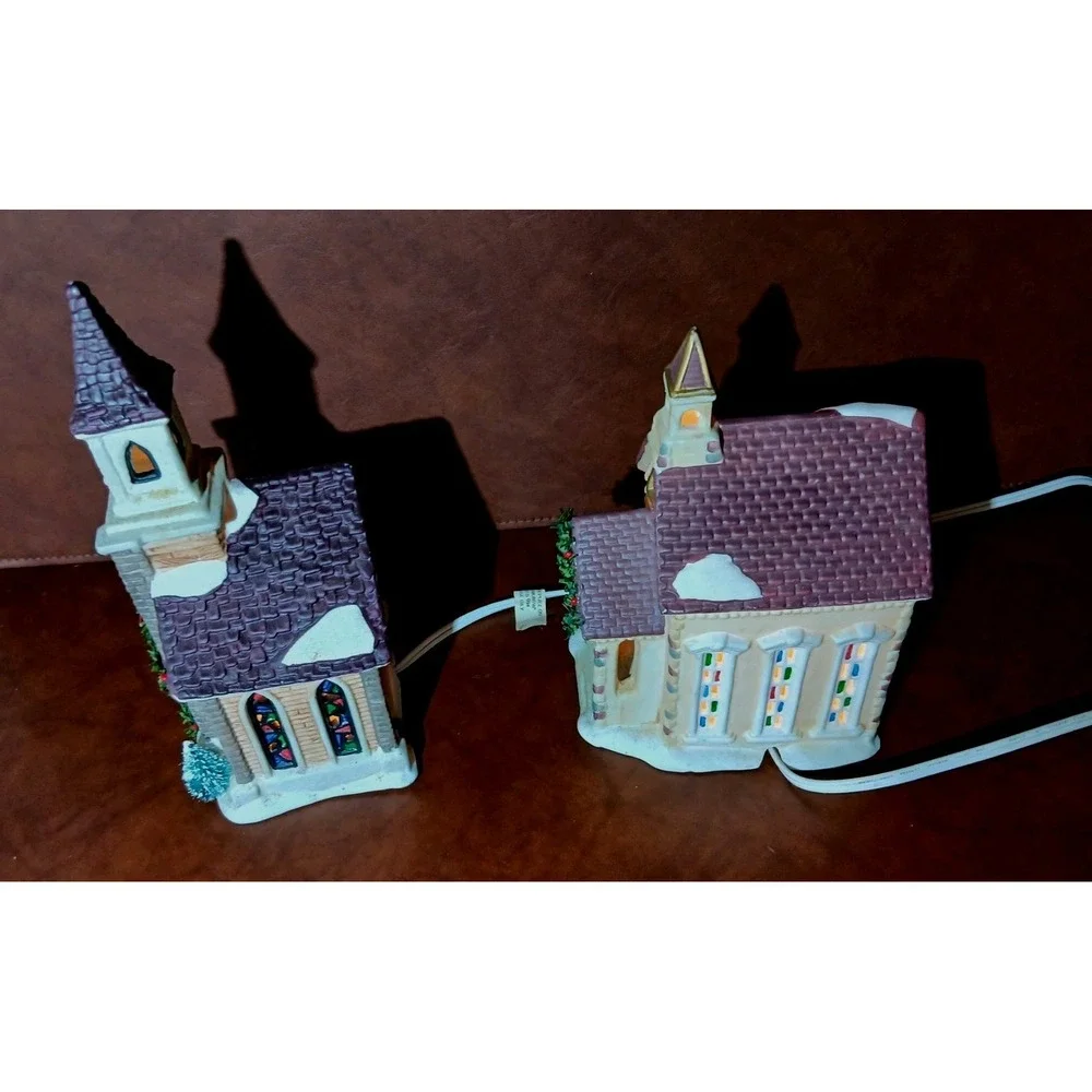Christmas Bundle (2) Valley Mainstreet Collectors Churchs & 1992,1993 Light #138